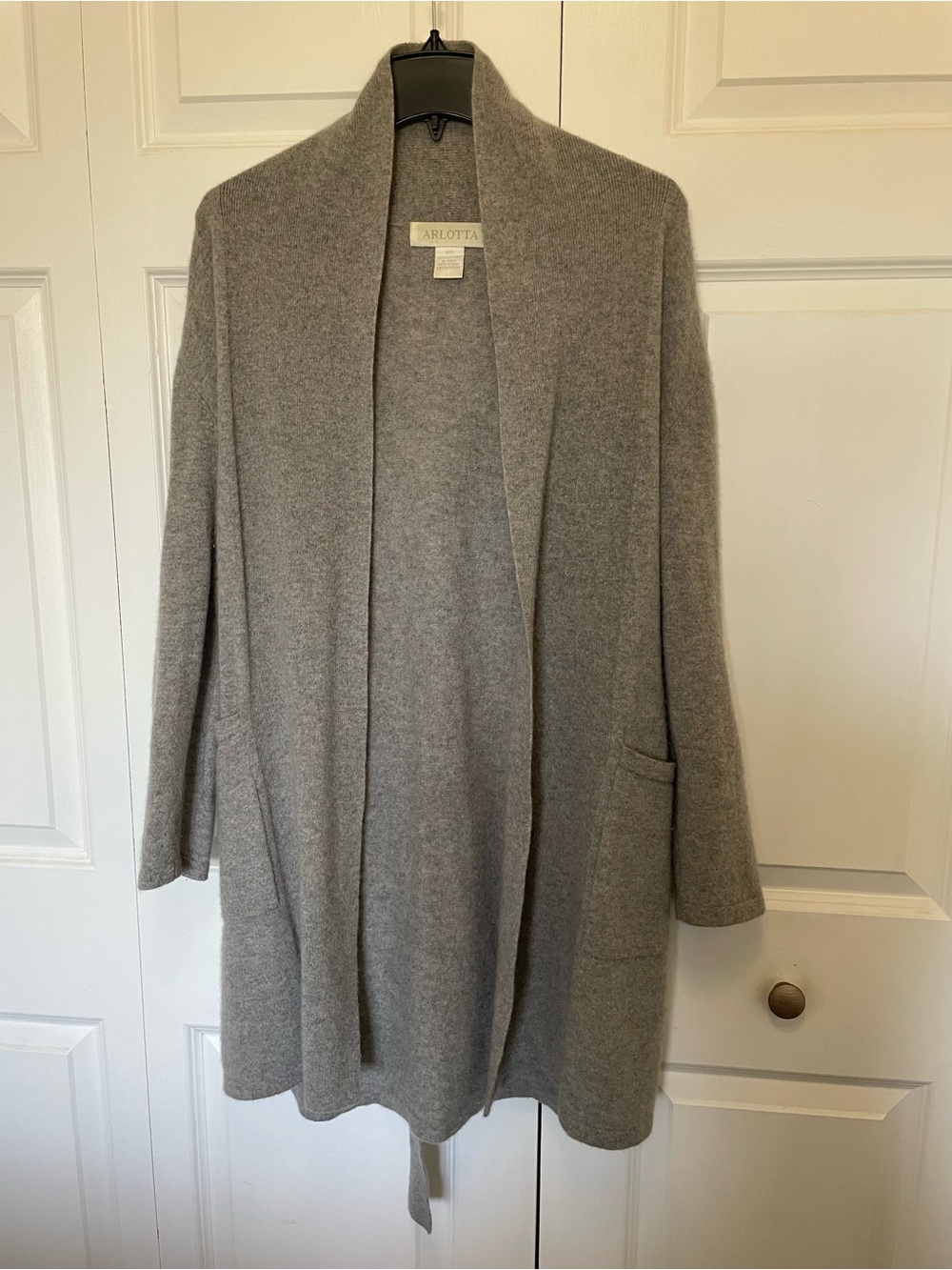 Arlotta Women's Light Gray Open Front Cashmere Cardigan